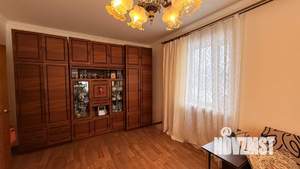 2-к квартира, вторичка, 38м2, 1/4 этаж
