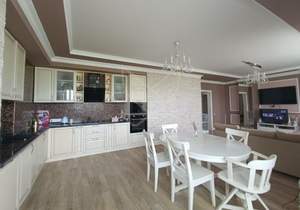 3-к квартира, вторичка, 100м2, 7/9 этаж