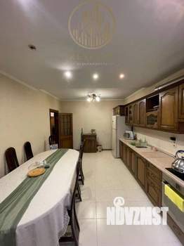 3-к квартира, вторичка, 100м2, 1/3 этаж