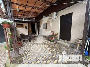 3-к квартира, вторичка, 71м2, 1/1 этаж