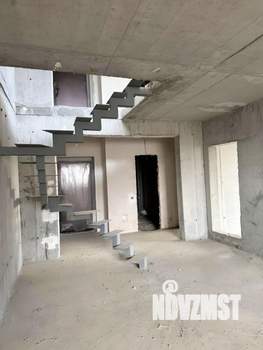 4-к квартира, вторичка, 248м2, 14/18 этаж