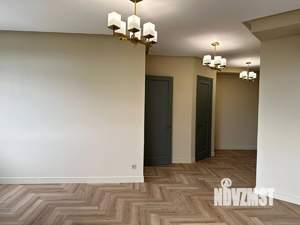 1-к квартира, вторичка, 61м2, 6/10 этаж