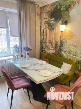 3-к квартира, вторичка, 94м2, 6/6 этаж