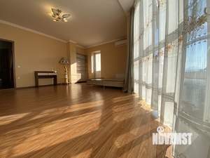 1-к квартира, вторичка, 61м2, 9/10 этаж