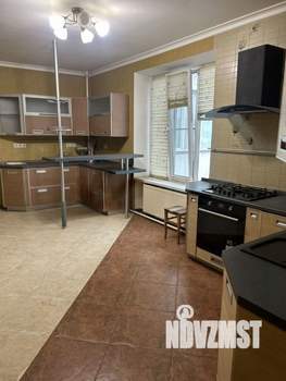 3-к квартира, вторичка, 109м2, 3/5 этаж