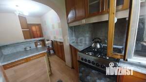 1-к квартира, вторичка, 42м2, 3/5 этаж