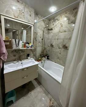 2-к квартира, вторичка, 72м2, 2/10 этаж