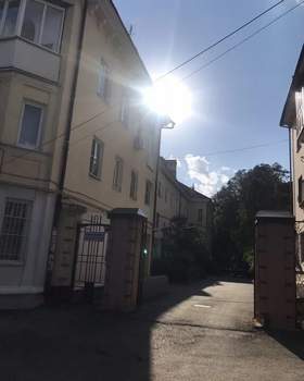 2-к квартира, вторичка, 63м2, 3/3 этаж
