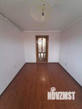 2-к квартира, вторичка, 32м2, 3/3 этаж